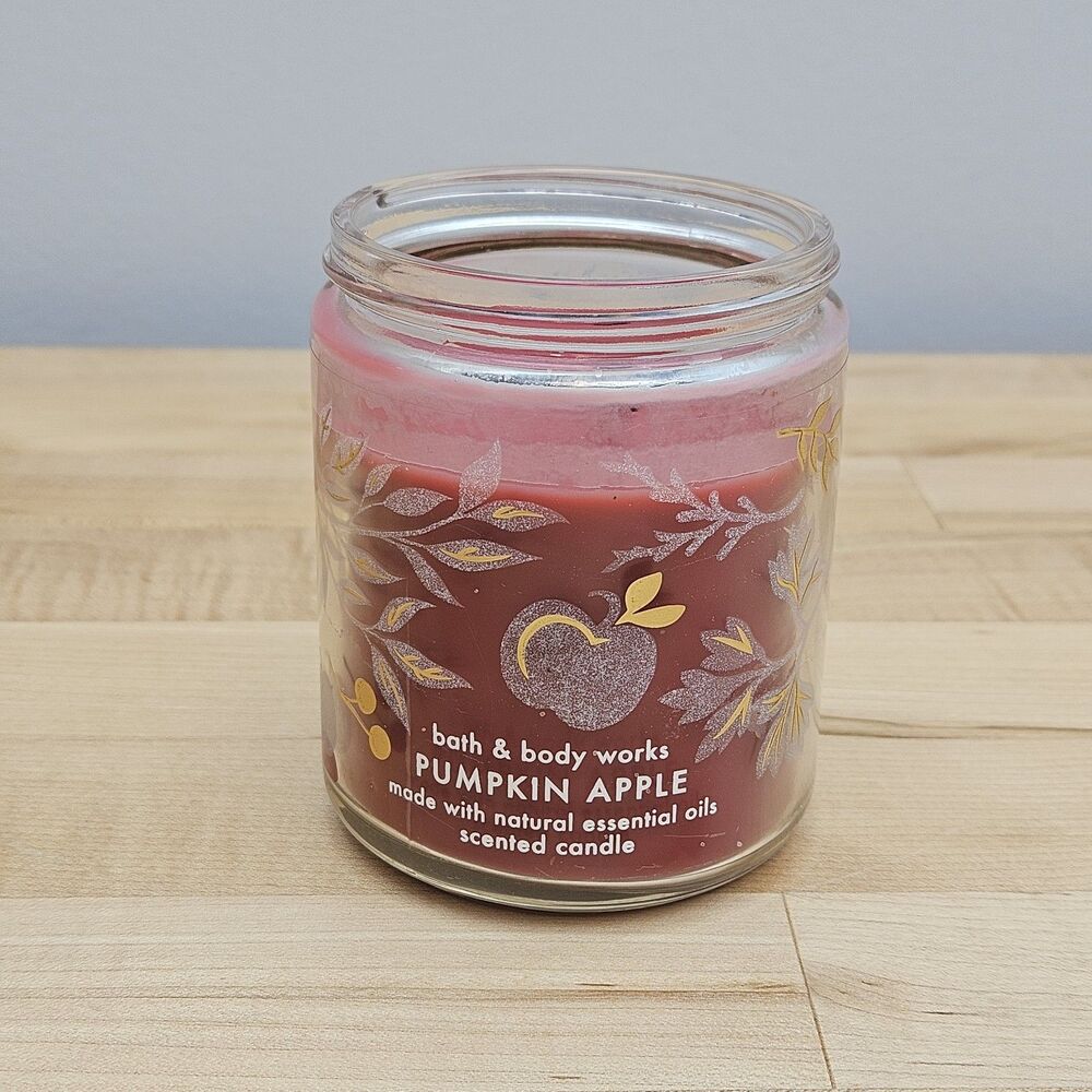 Bath and Body Works Single Wick Pumpkin Apple 7 oz Scented Candle Autumn Fall
